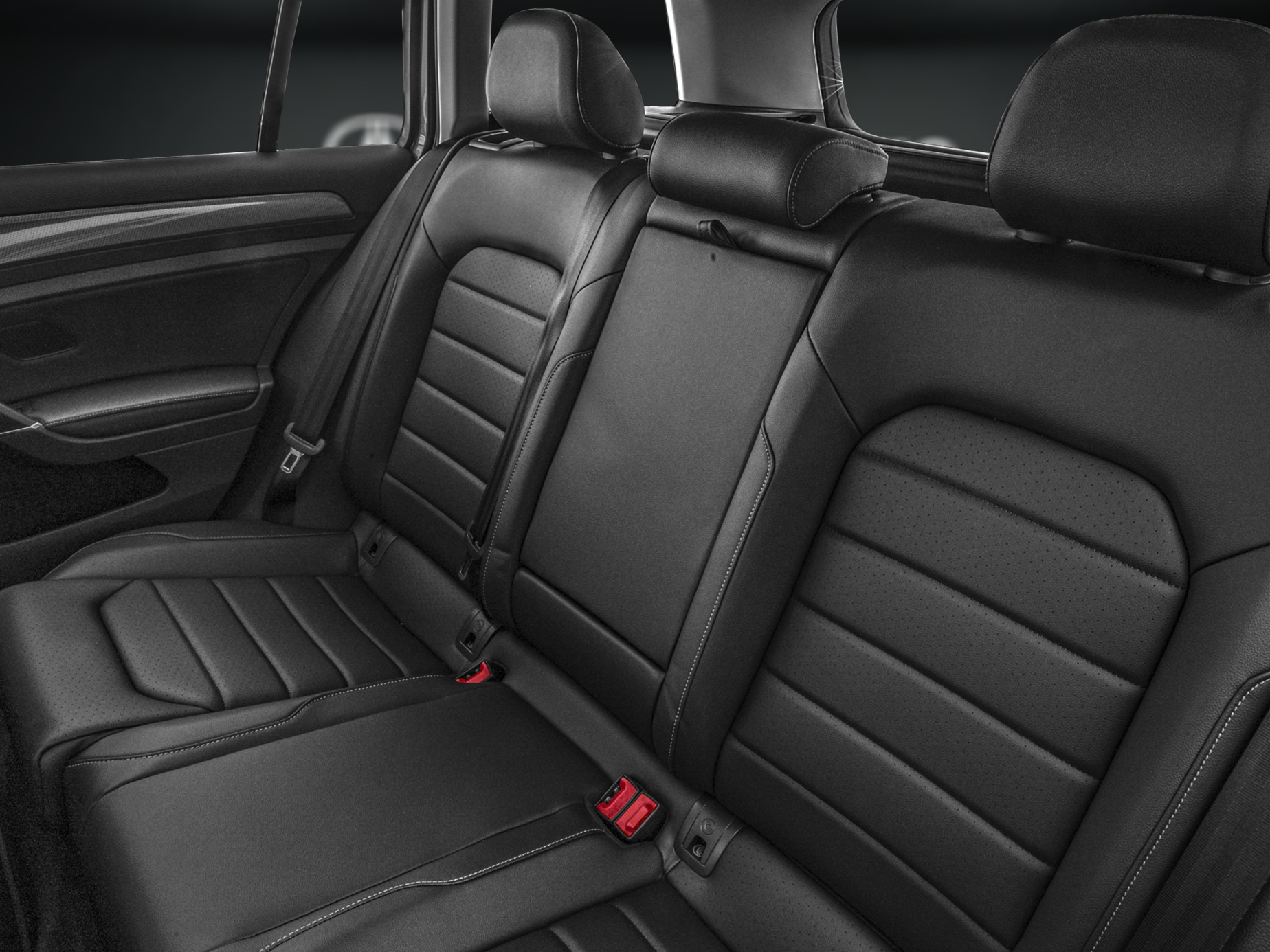 2018 Volkswagen Golf Alltrack - Image 8