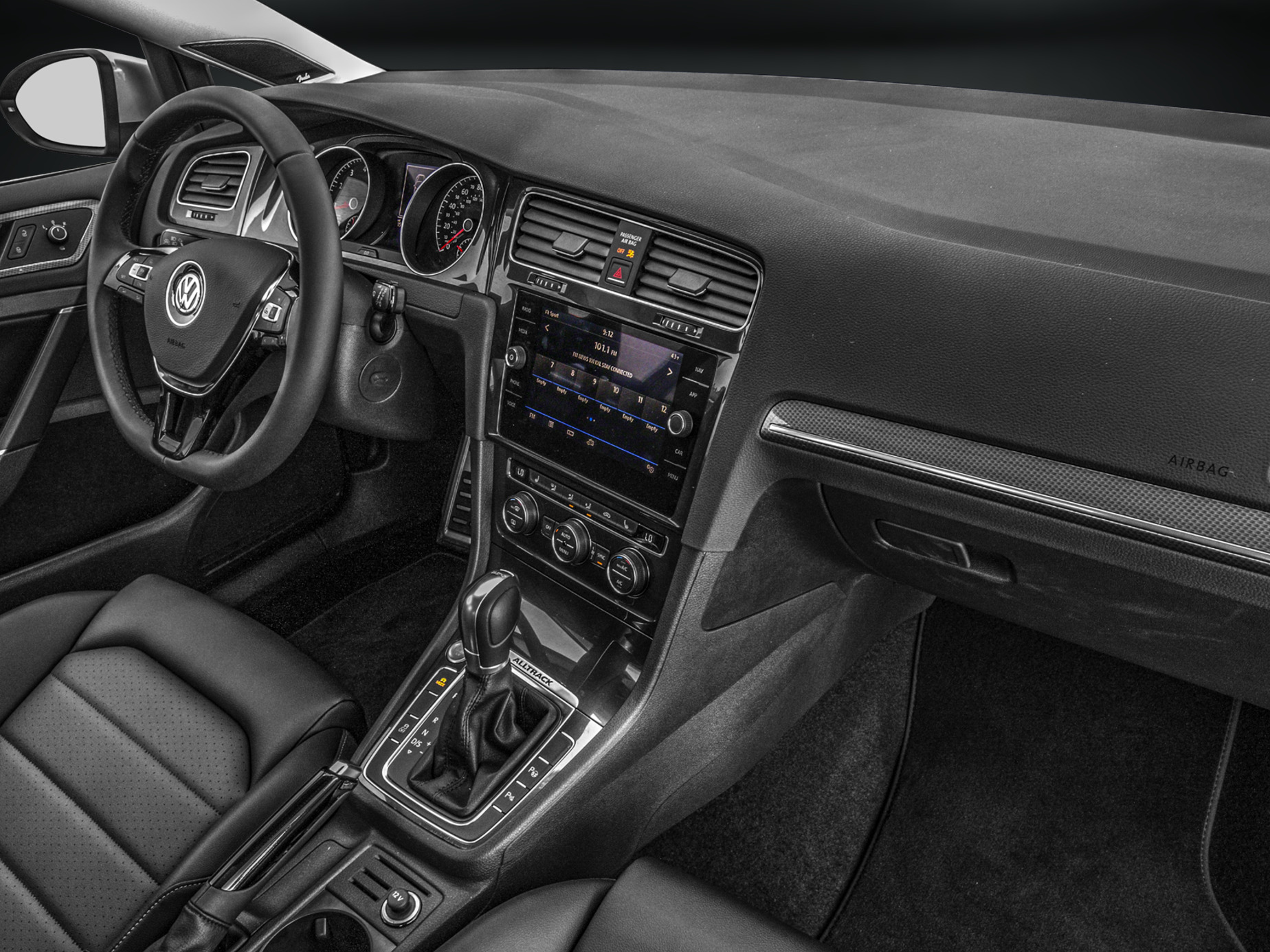 2018 Volkswagen Golf Alltrack - Image 14