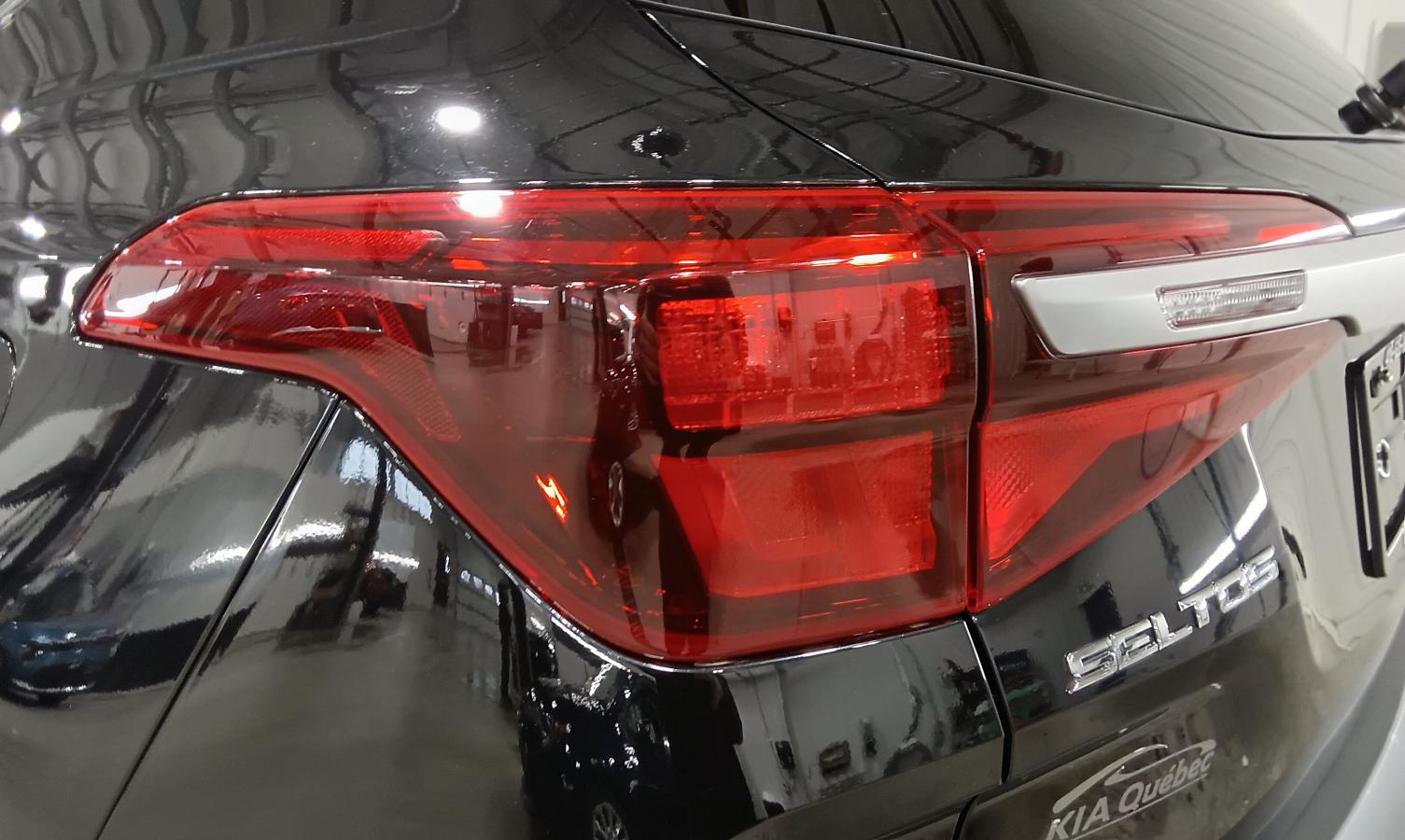 2021 Kia Seltos - Image 12
