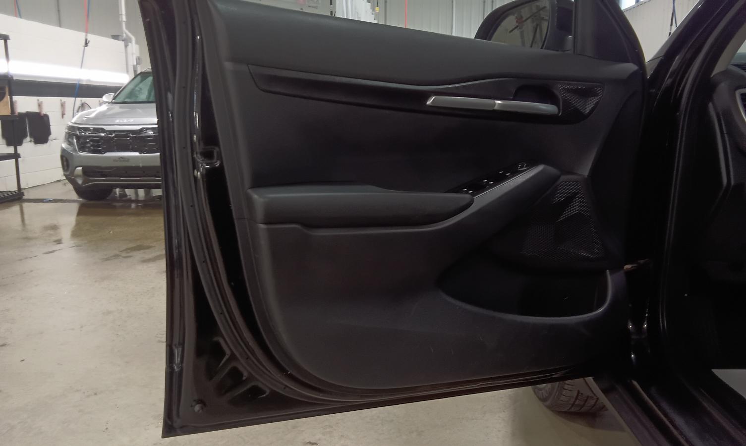 2021 Kia Seltos - Image 16