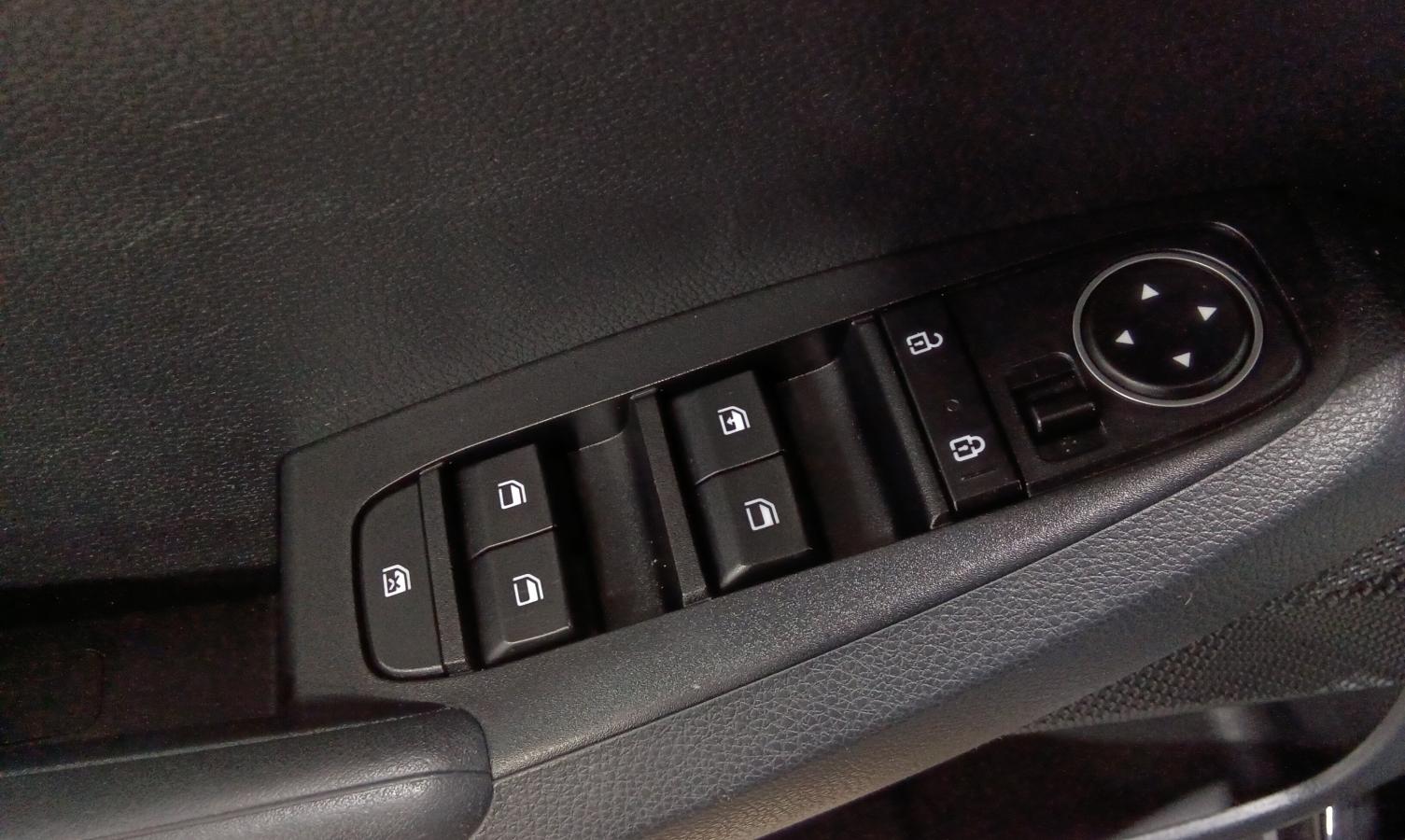 2021 Kia Seltos - Image 24