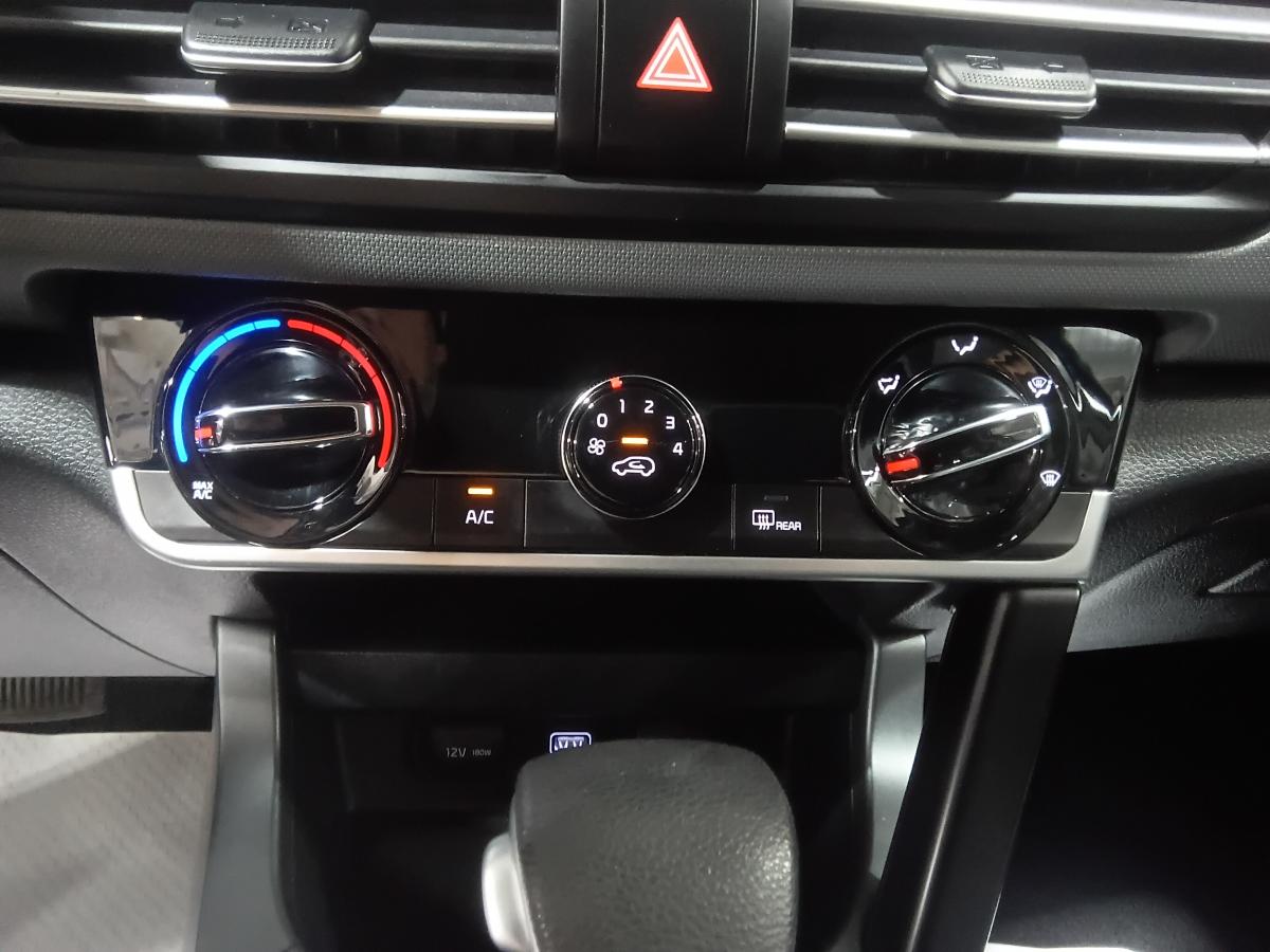 2021 Kia Seltos - Image 29