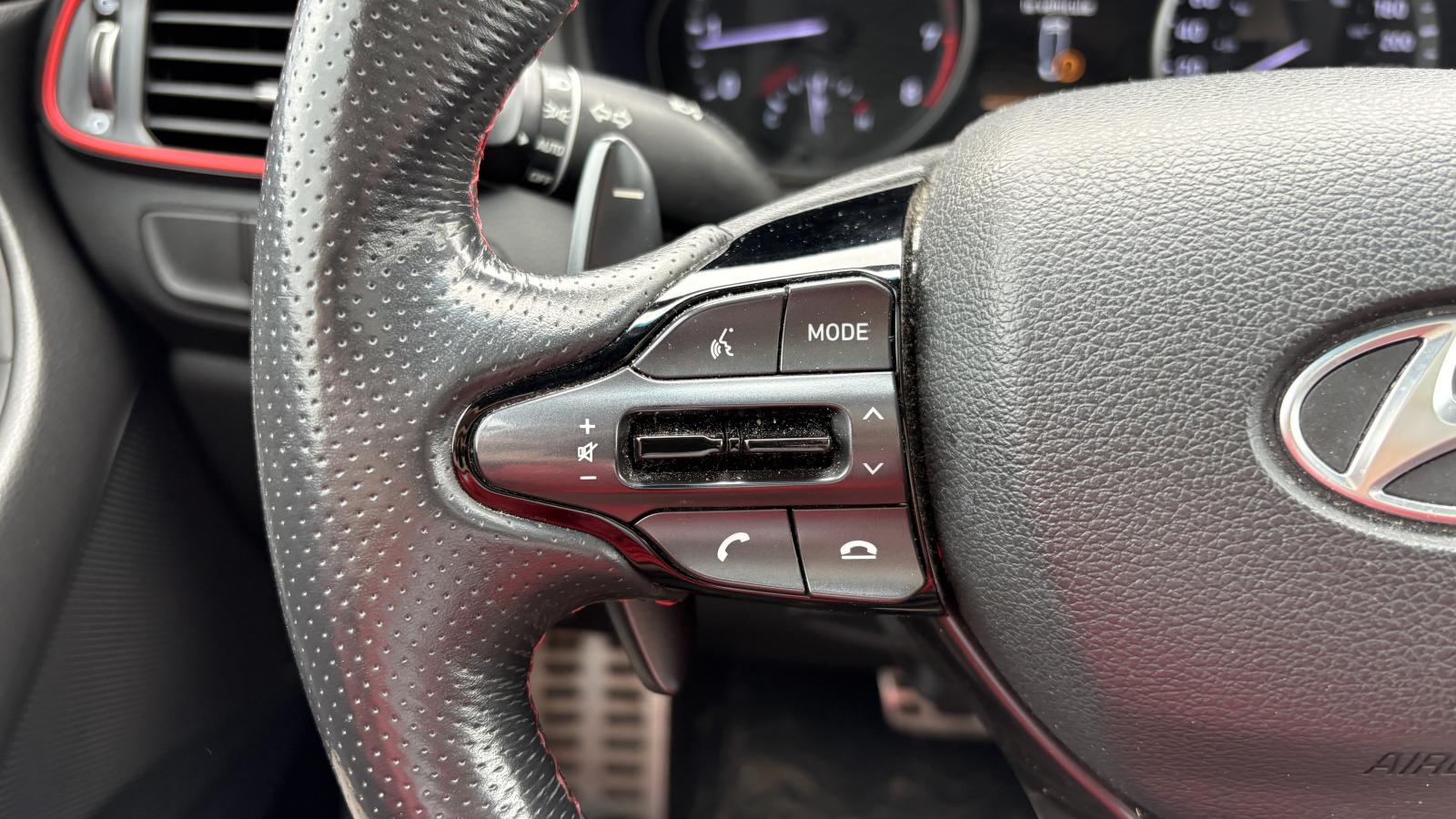 2020 Hyundai Elantra GT - Image 11