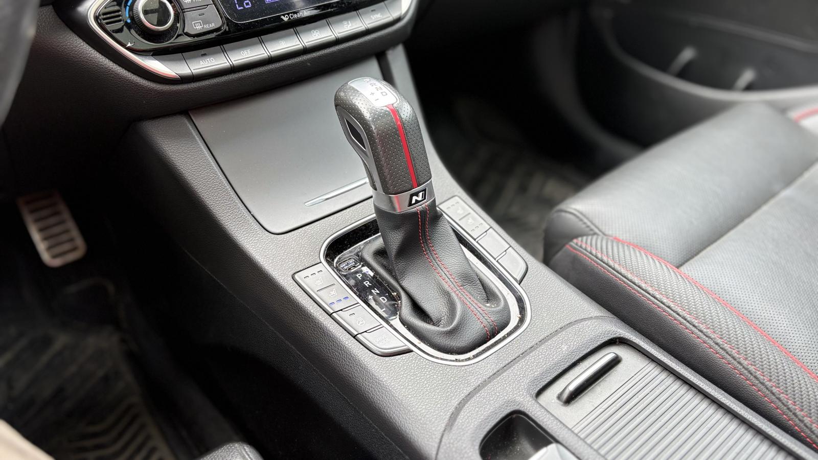 2020 Hyundai Elantra GT - Image 23
