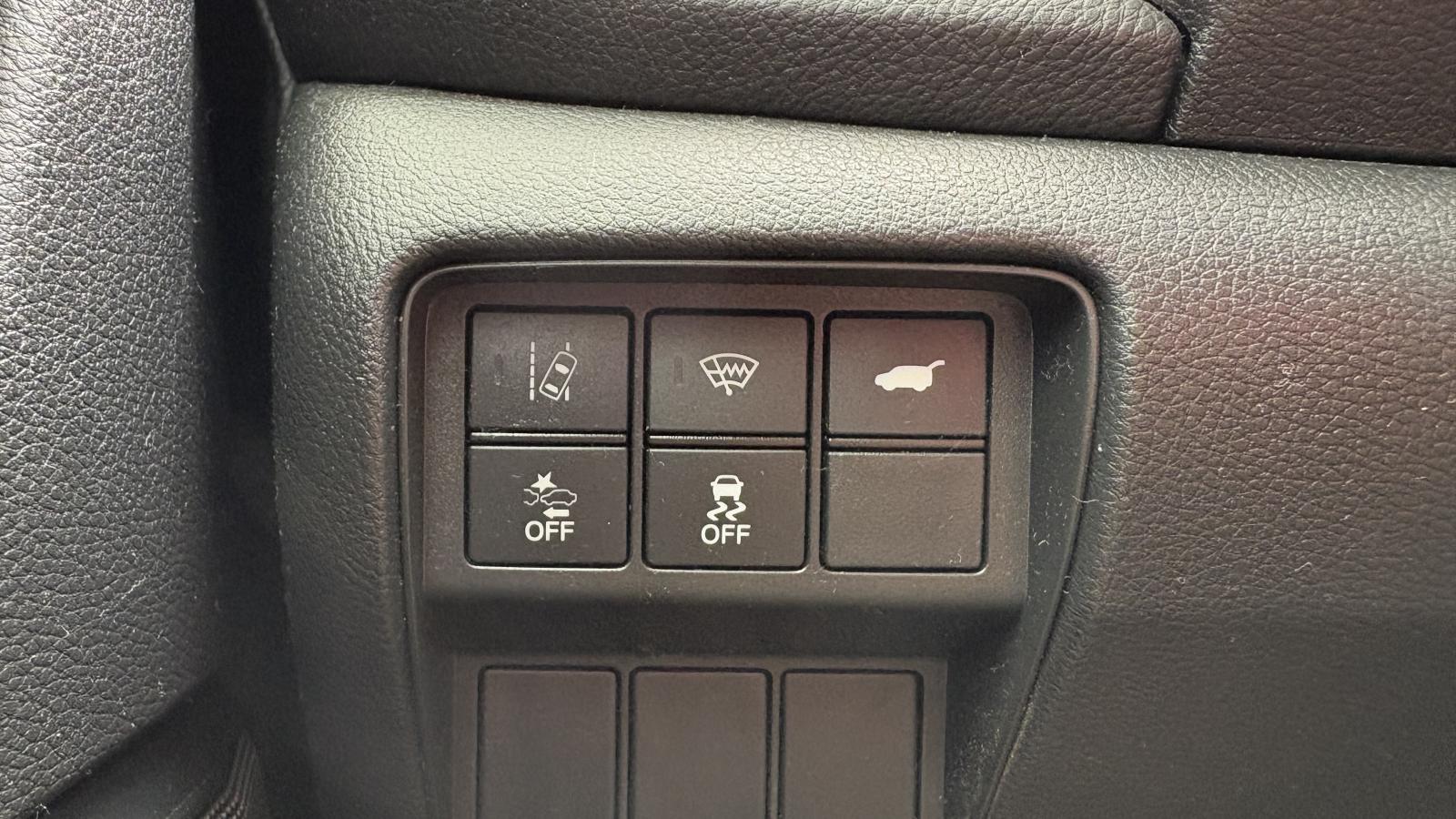2017 Honda CR-V - Image 15