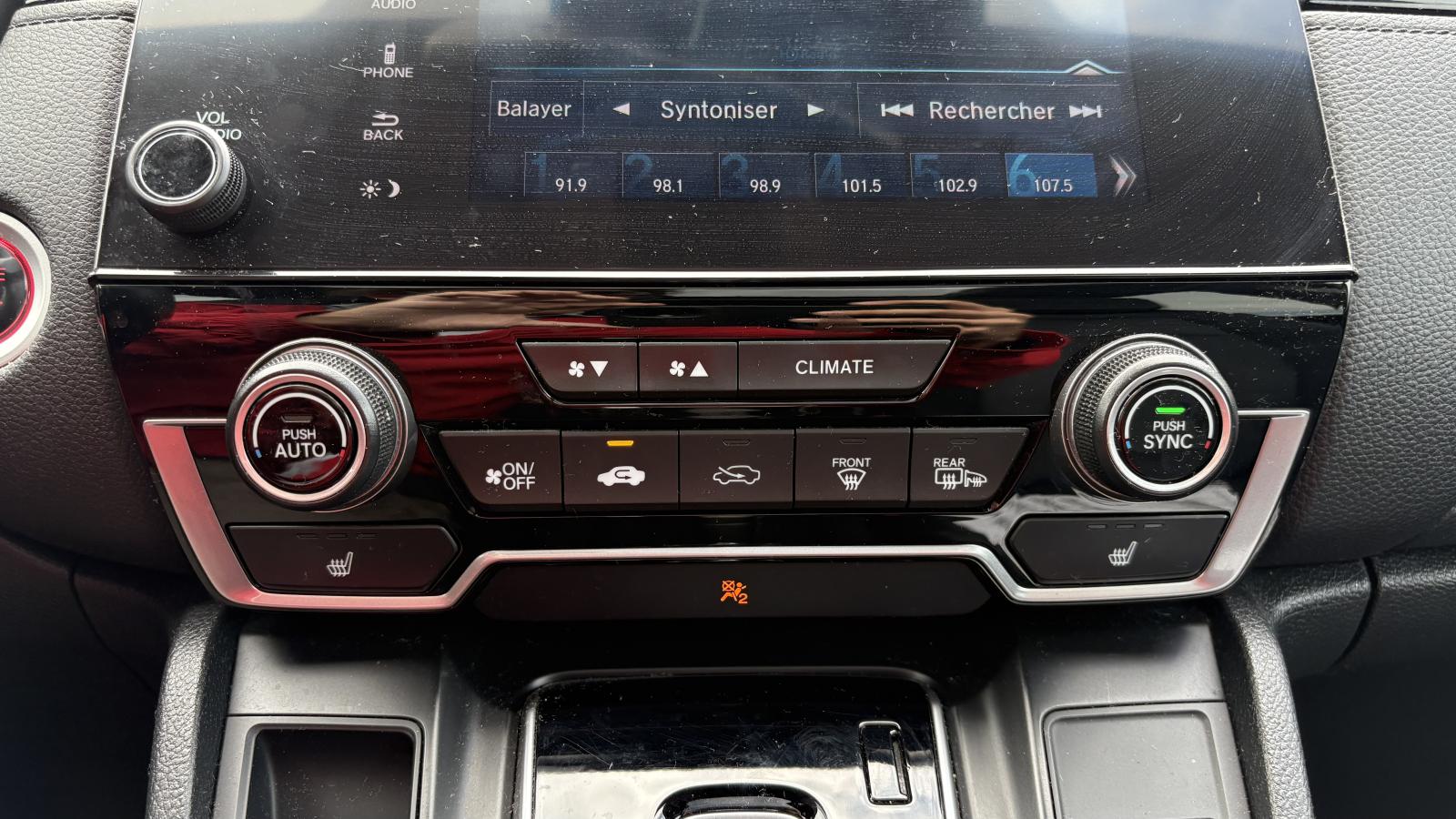 2017 Honda CR-V - Image 23