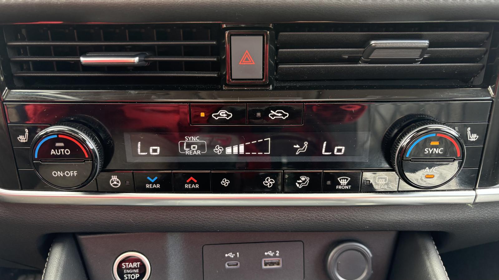 2021 Nissan Rogue - Image 28