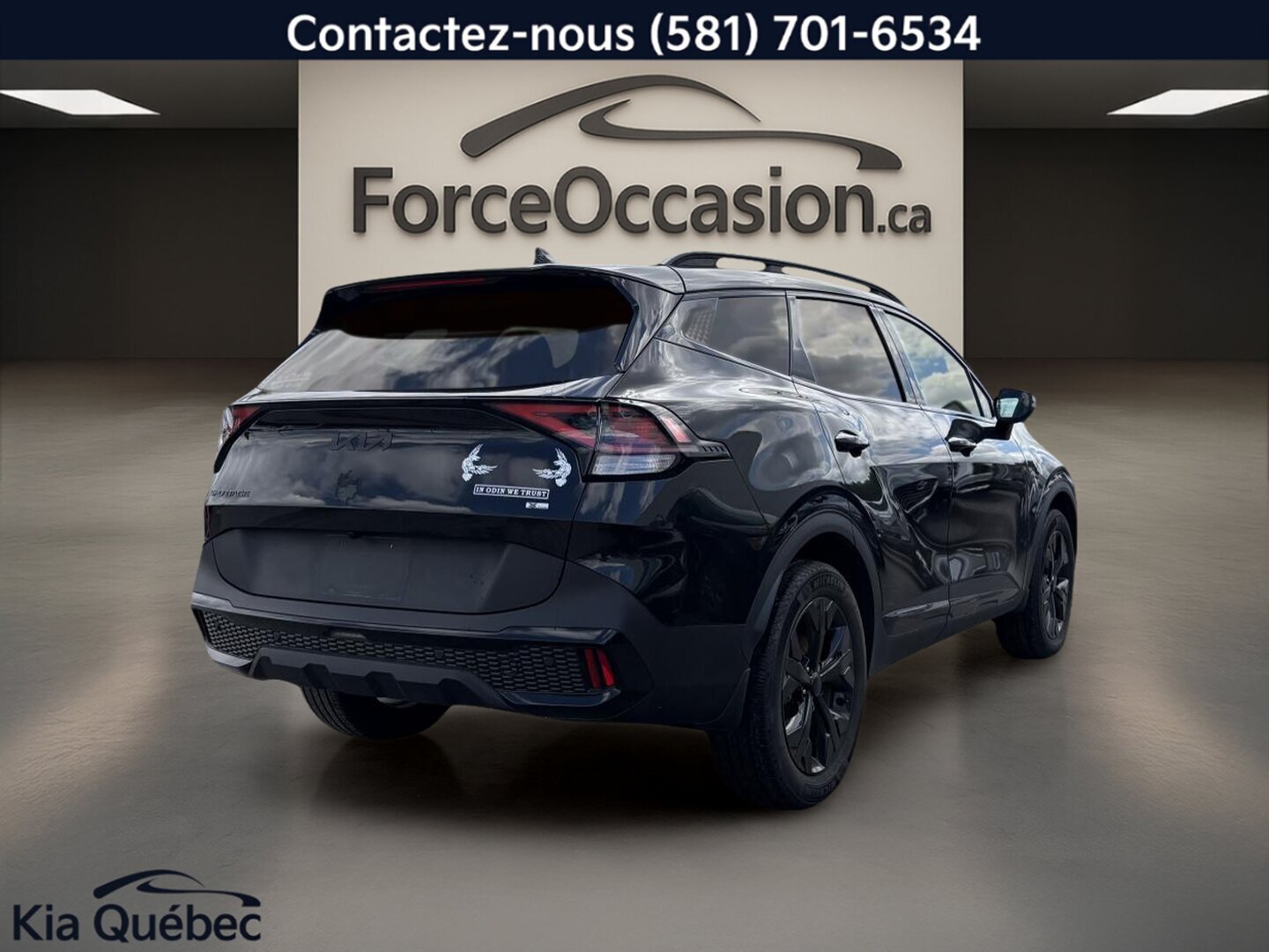 2025 Kia Sportage - Image 3