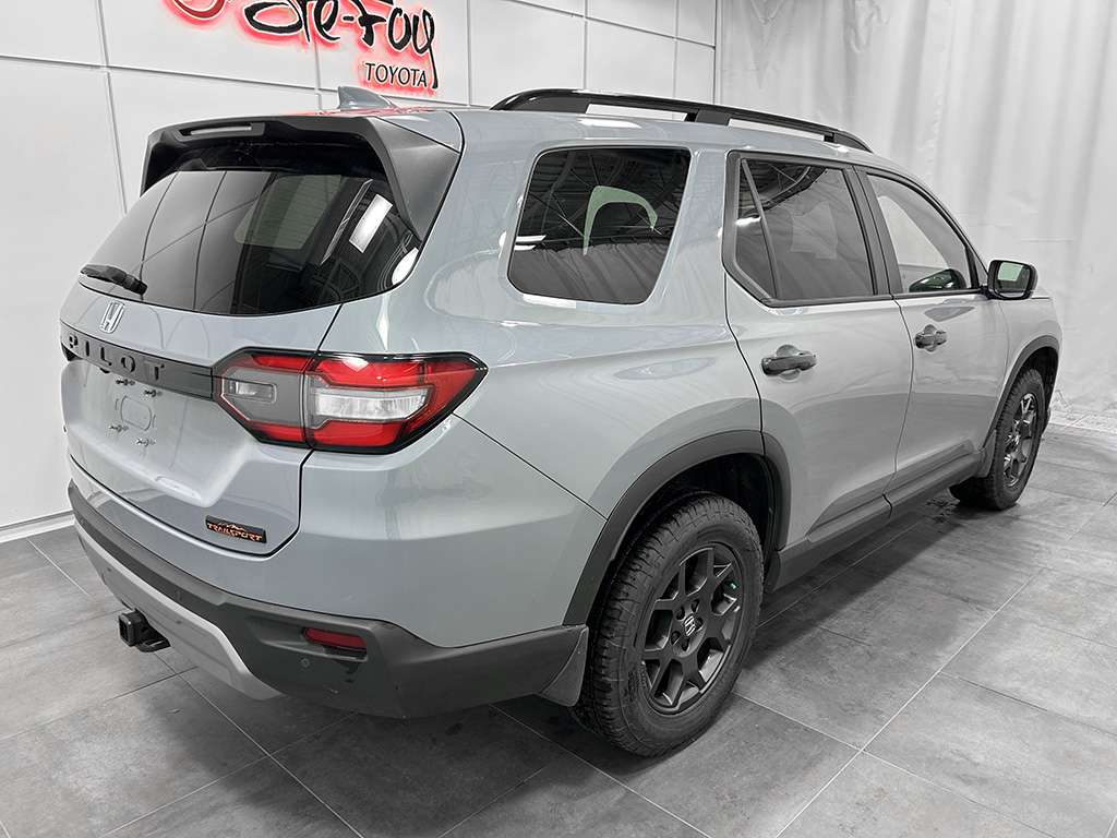 2025 Honda Pilot - Image 6