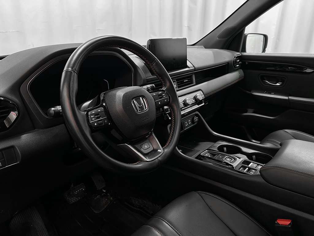 2025 Honda Pilot - Image 8