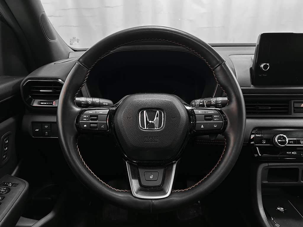 2025 Honda Pilot - Image 11