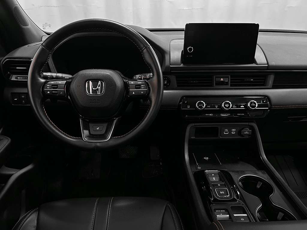 2025 Honda Pilot - Image 19