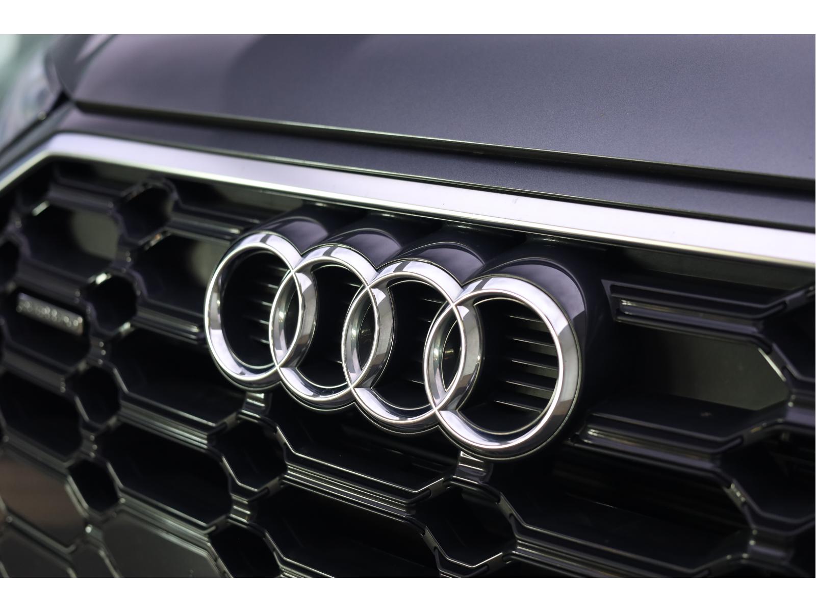 2025 Audi Q5 - Image 4