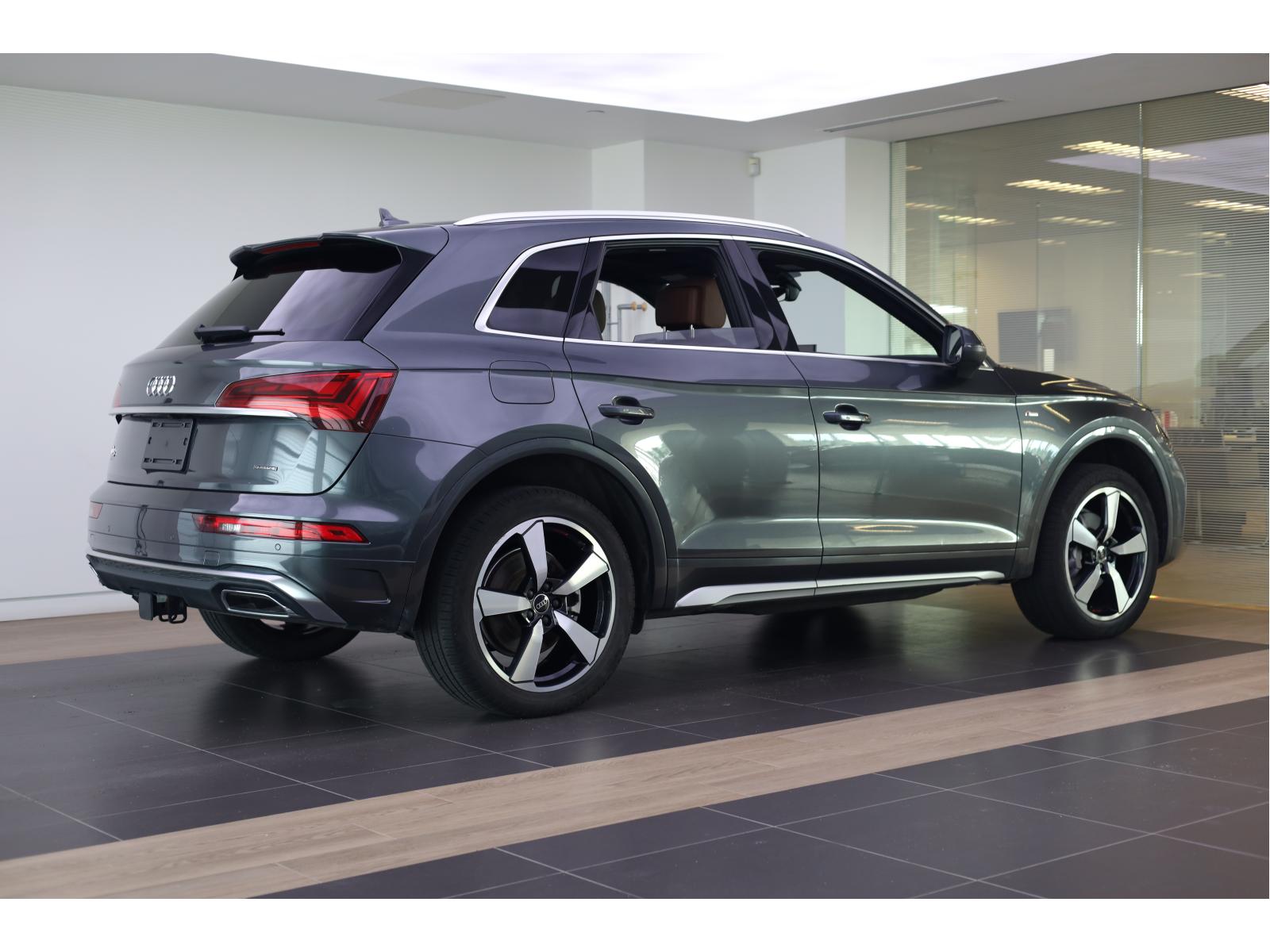 2025 Audi Q5 - Image 8