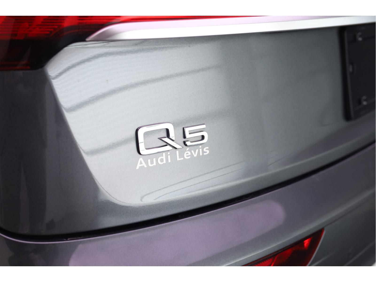2025 Audi Q5 - Image 9