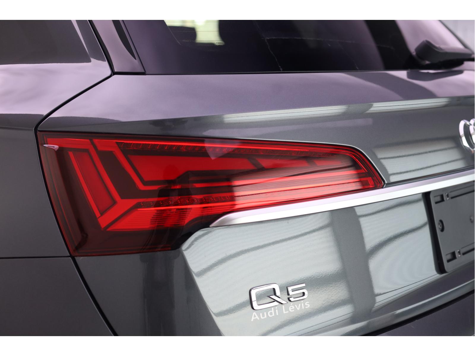 2025 Audi Q5 - Image 10