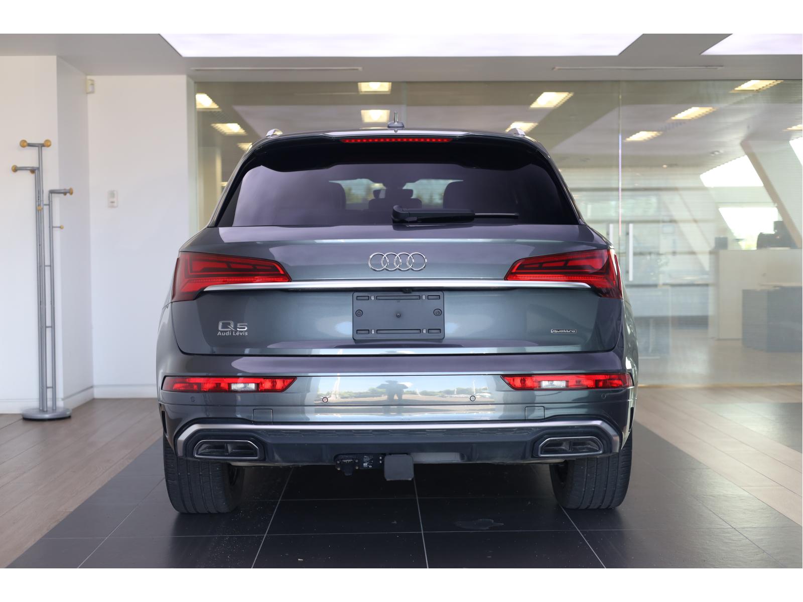 2025 Audi Q5 - Image 11
