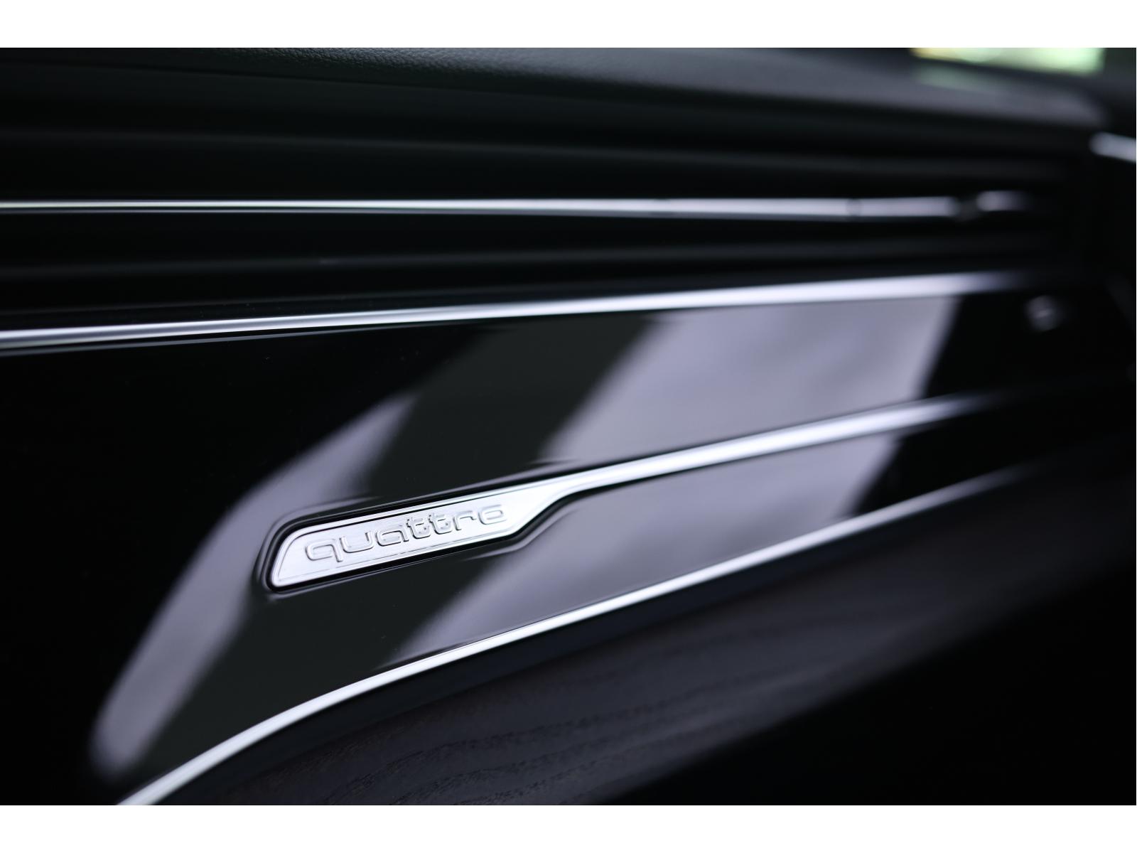 2022 Audi Q7 - Image 24