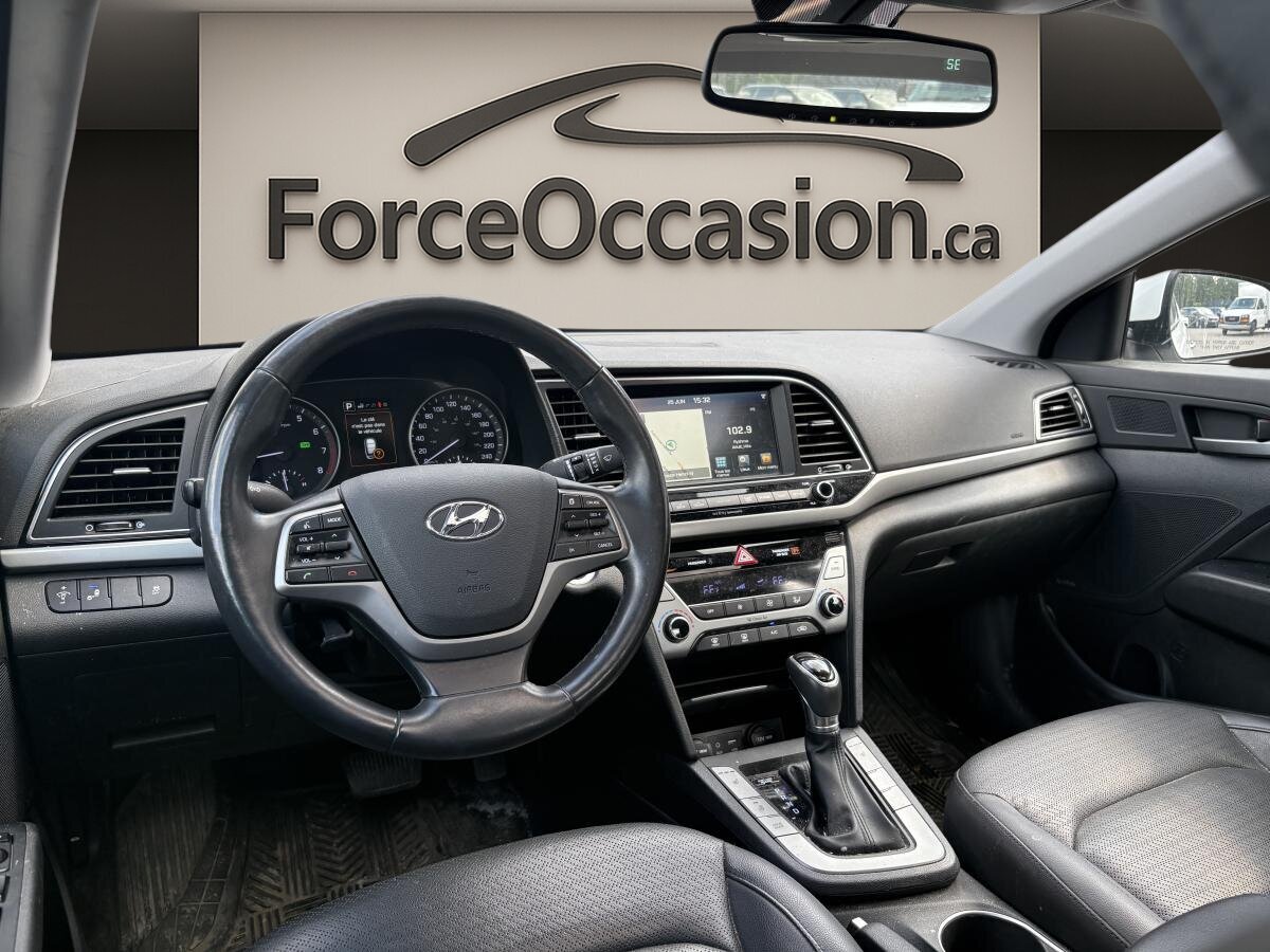 2017 Hyundai Elantra - Image 5