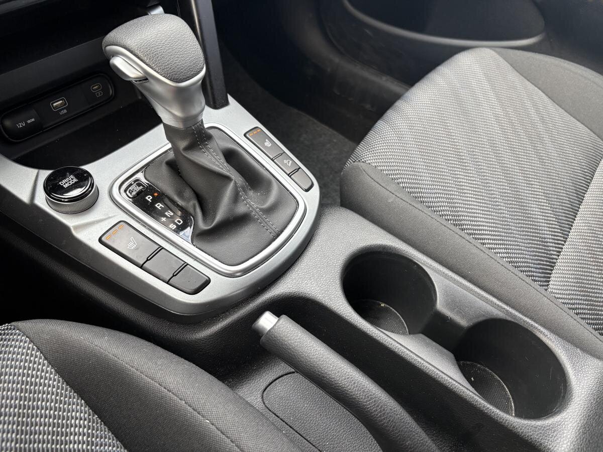 2025 Kia Seltos - Image 17