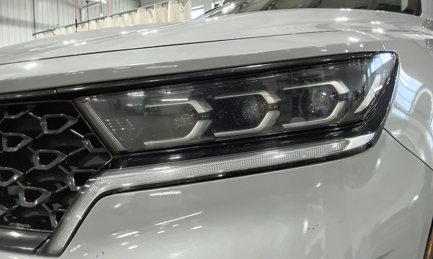 2023 Kia Sorento - Image 10
