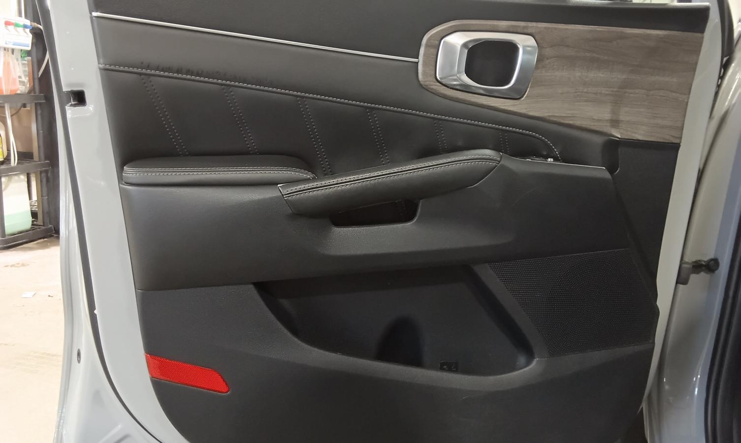 2023 Kia Sorento - Image 15