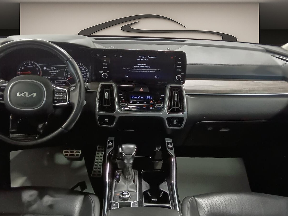 2023 Kia Sorento - Image 22