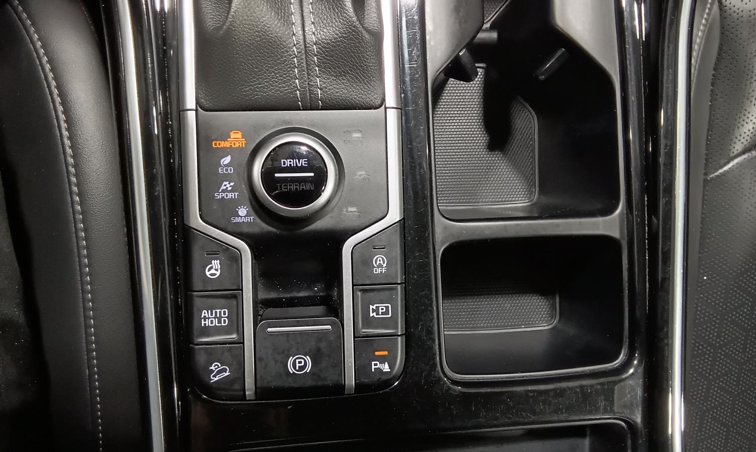 2023 Kia Sorento - Image 28