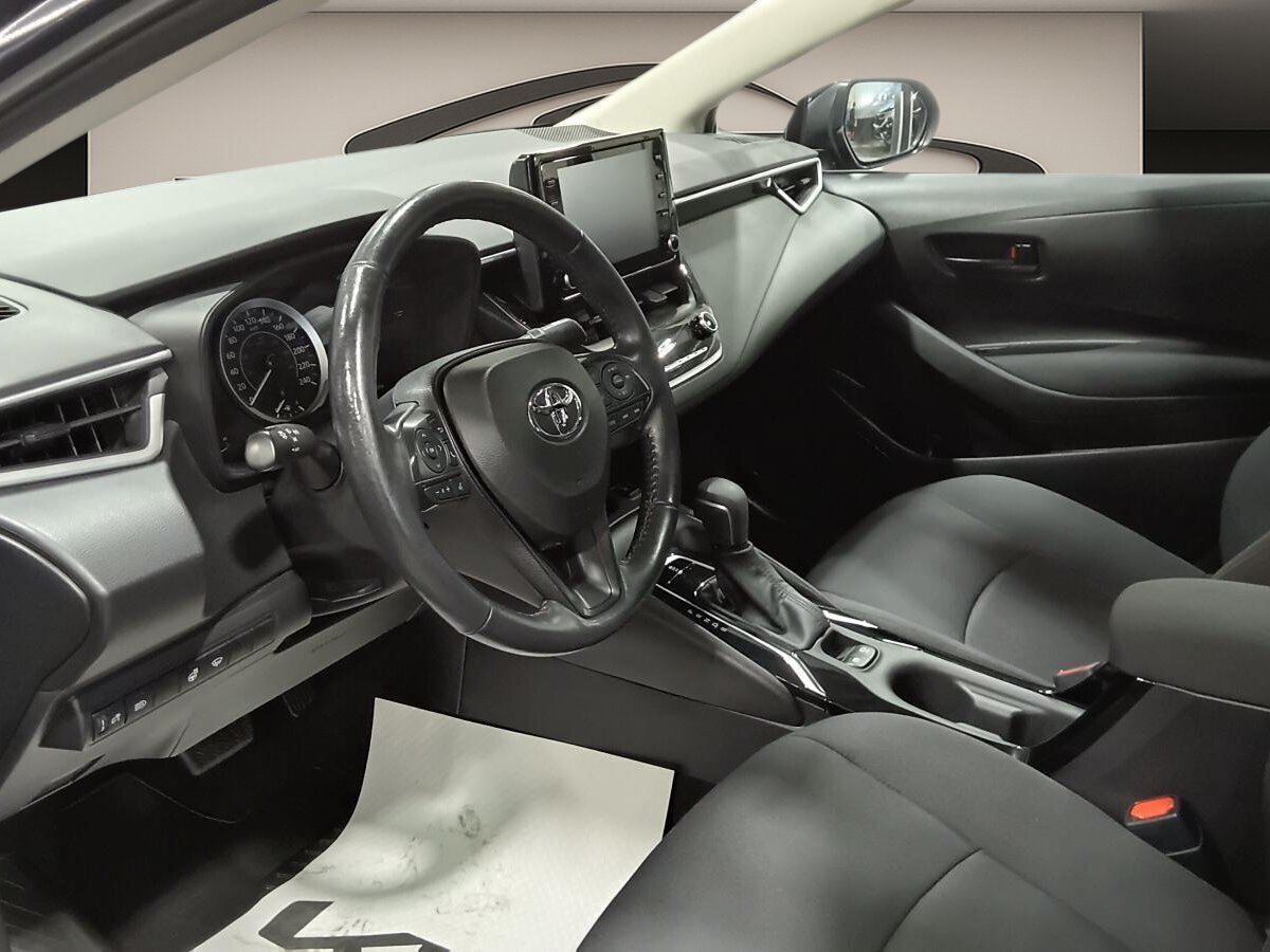 2022 Toyota Corolla - Image 11