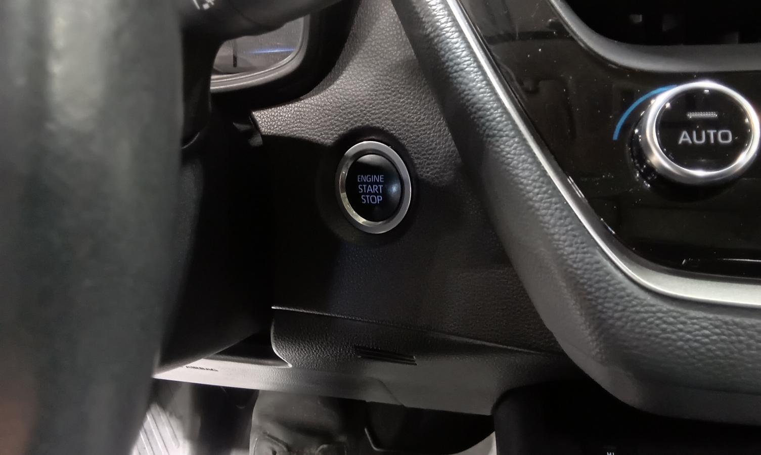 2022 Toyota Corolla - Image 27