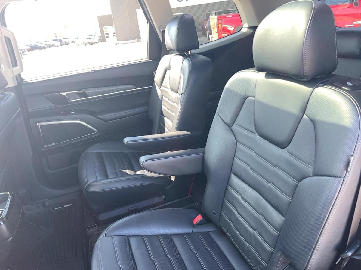 2023 Kia Telluride - Image 16