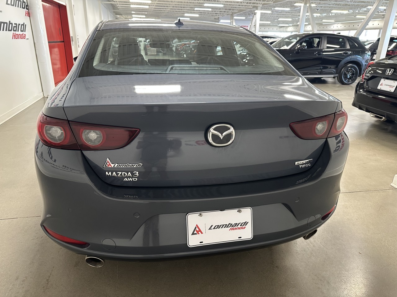 2024 Mazda 3 Sport - Image 10