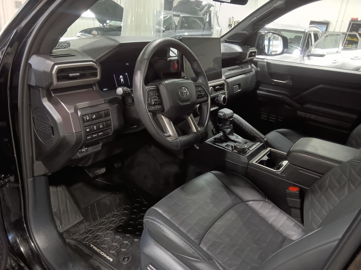 2025 Toyota Tacoma - Image 23