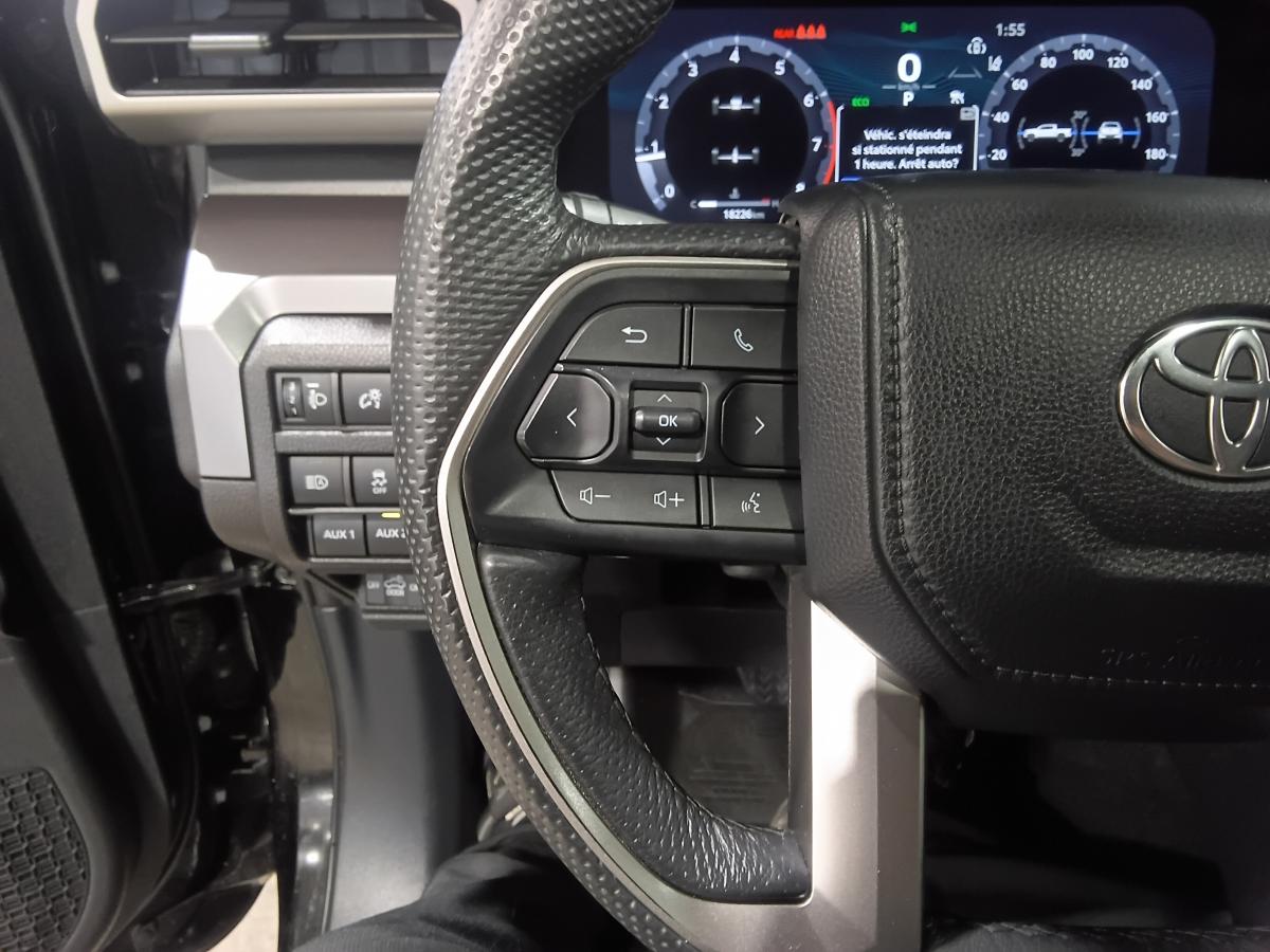 2025 Toyota Tacoma - Image 28