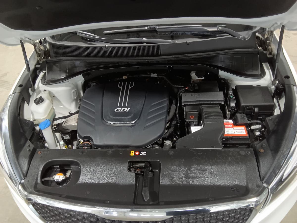 2017 Kia Sorento - Image 6