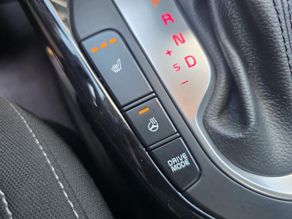 2022 Kia Forte - Image 20