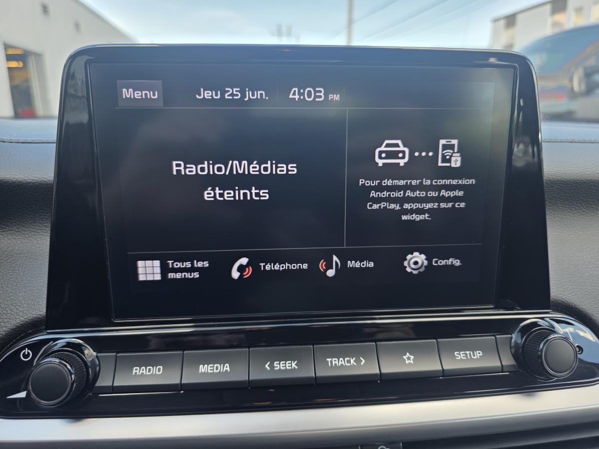 2022 Kia Forte - Image 26