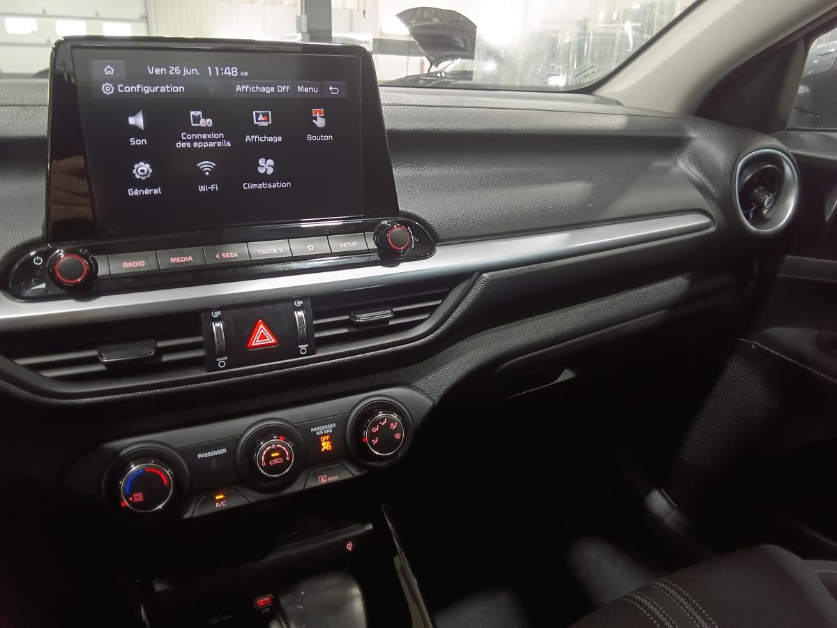 2023 Kia Forte - Image 33