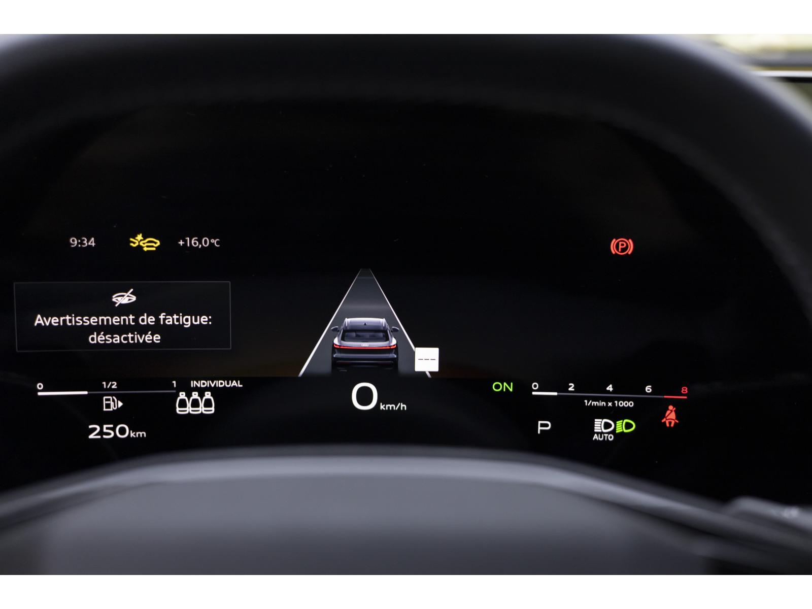 2025 Audi Q5 - Image 21