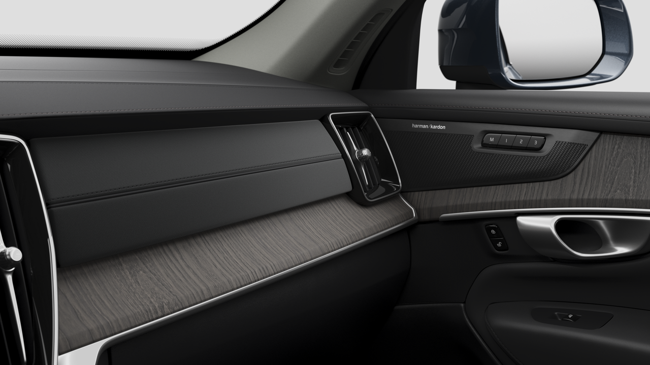 2026 Volvo XC90 PLUG-IN HYBRID - Image 9