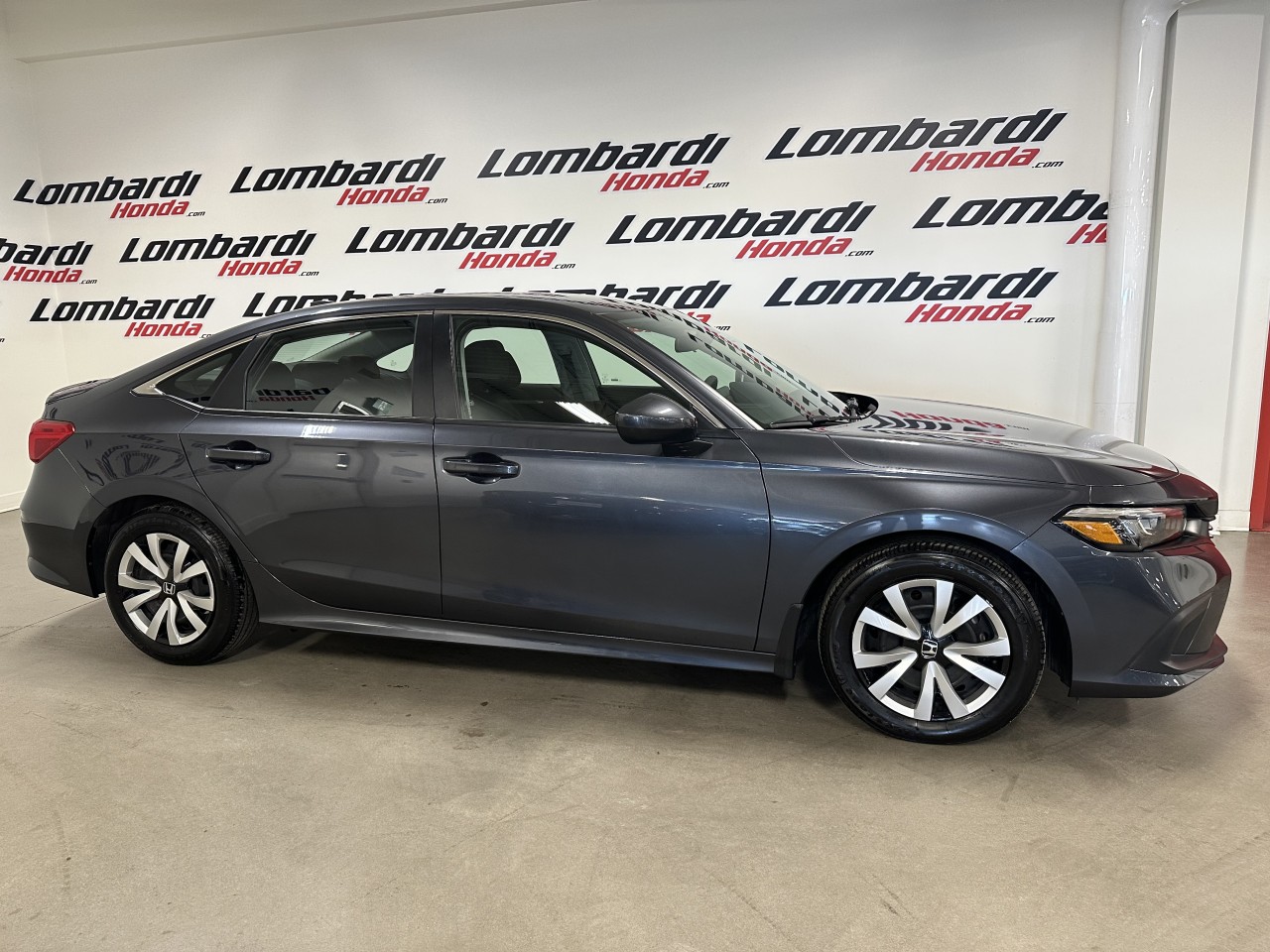 2023 Honda Civic - Image 15