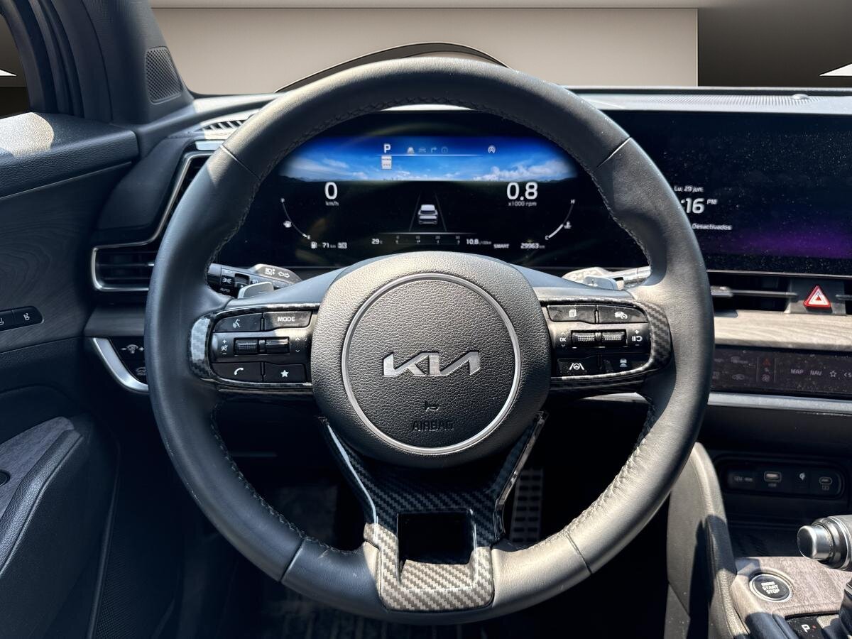 2023 Kia Sportage - Image 15