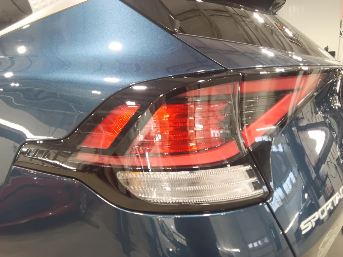 2023 Kia Sportage - Image 12
