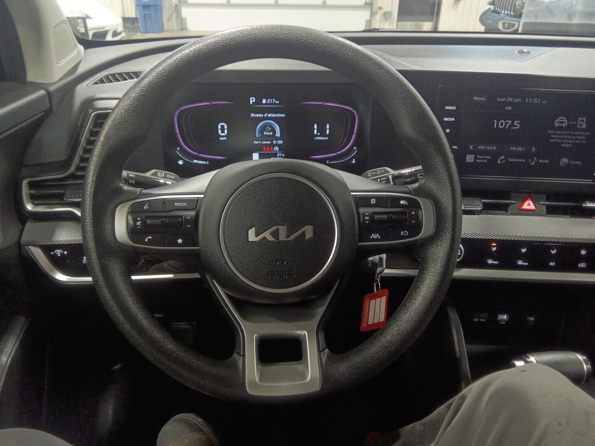2023 Kia Sportage - Image 15