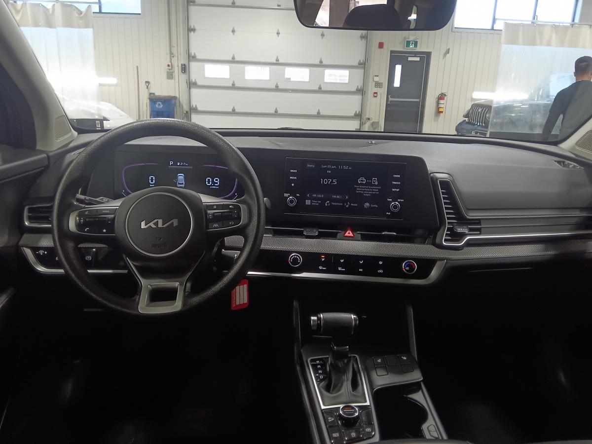 2023 Kia Sportage - Image 22