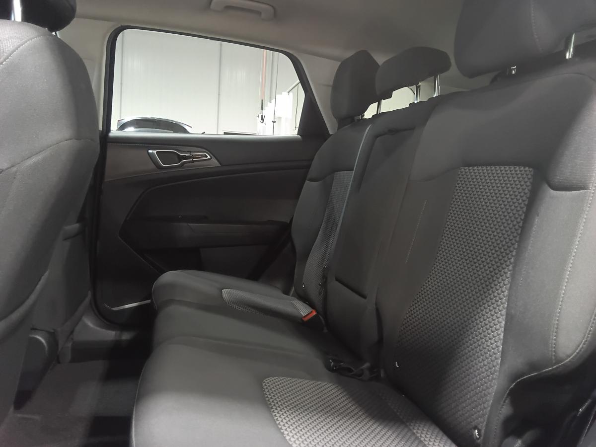 2023 Kia Sportage - Image 24