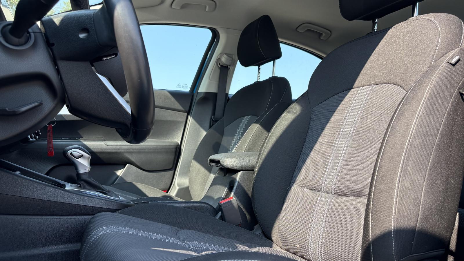 2023 Kia Forte - Image 10