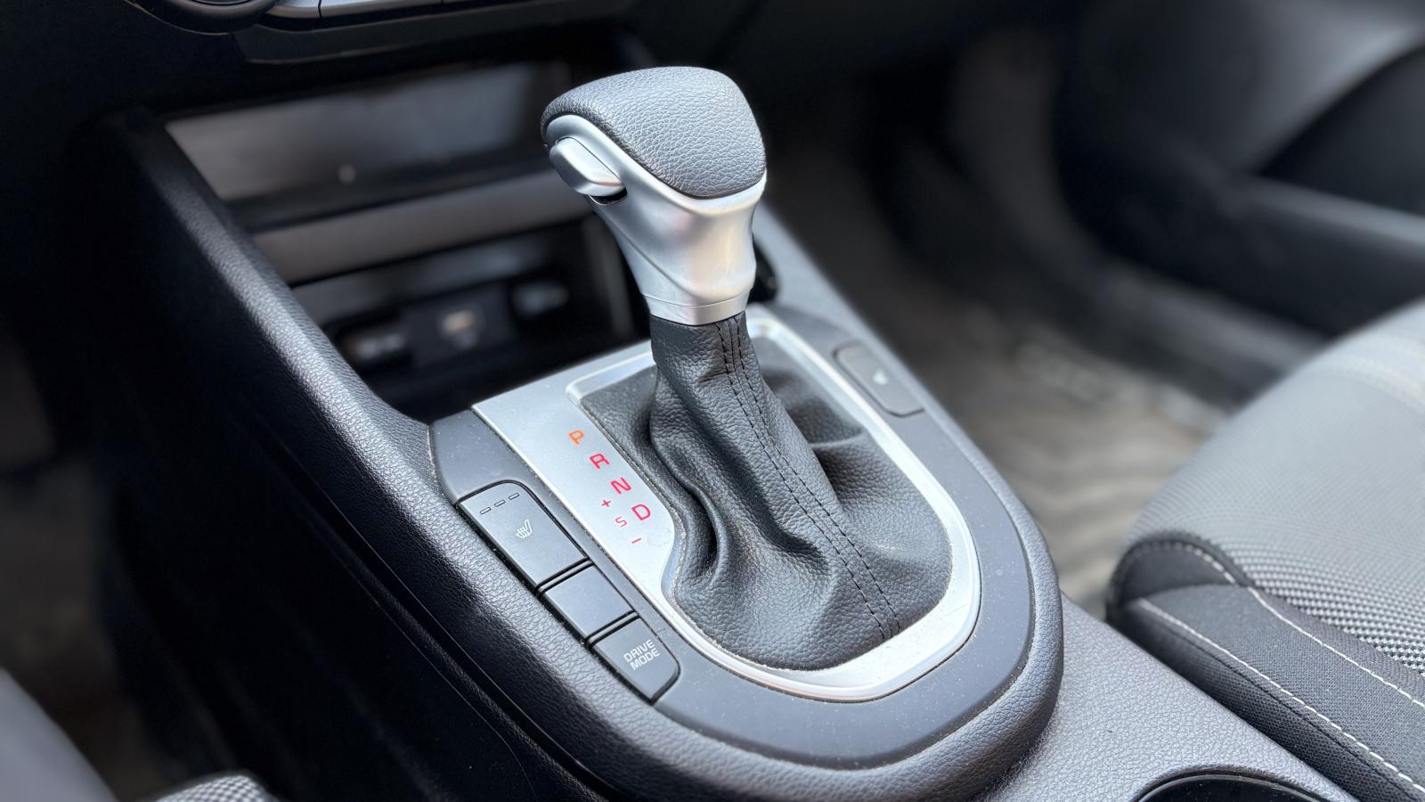 2023 Kia Forte - Image 21
