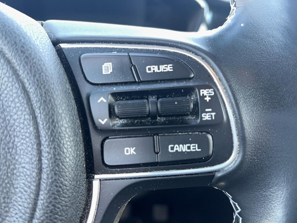 2021 Kia Niro - Image 19