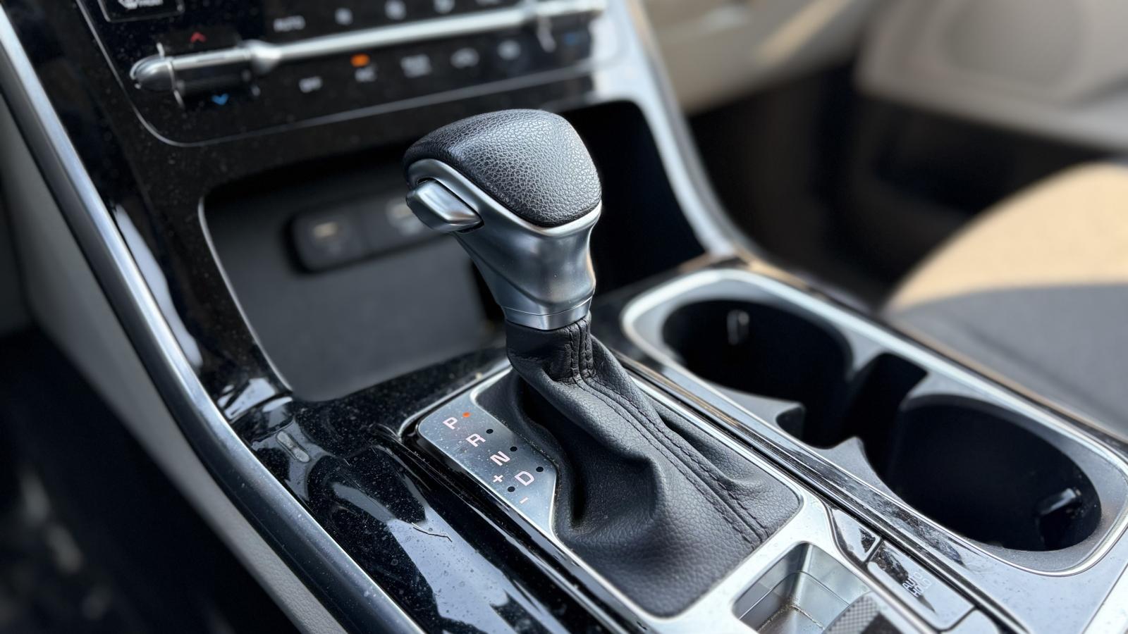 2023 Kia Carnival - Image 21